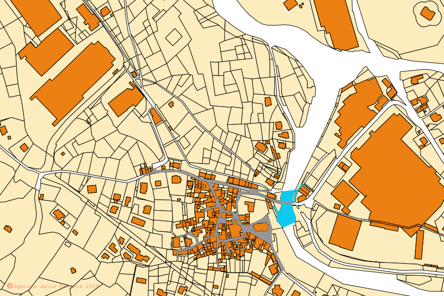 Mapa catastral del centro de Cortenova: parcelas y edificios, cartografía de la Agenzia delle Entrate