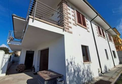 Photo of the lot 2