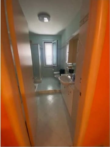 Photo of the lot 8
