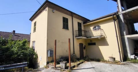 Photo: Immobile residenziale in Prasco (AL)