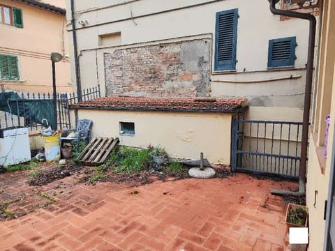 Photo: Immobile commerciale in Castelfiorentino (FI)