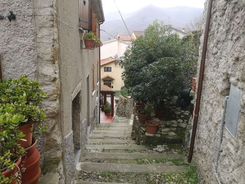 Foto: Immobile residenziale a Maissana (SP)
