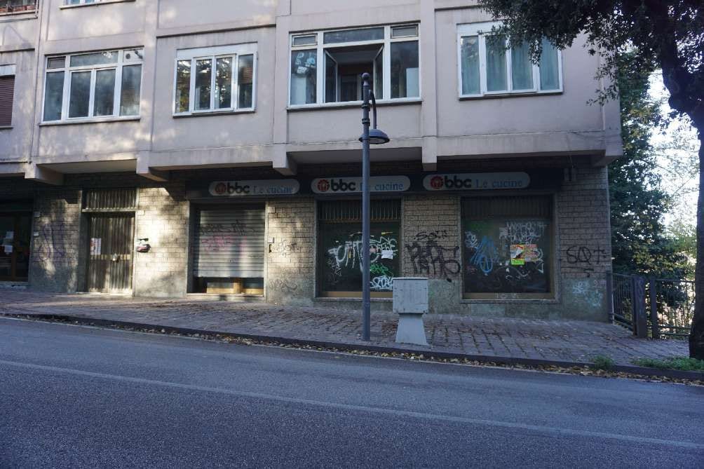 Photo of the lot: Immobile commerciale in Potenza