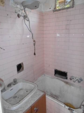 Photo of the lot 8