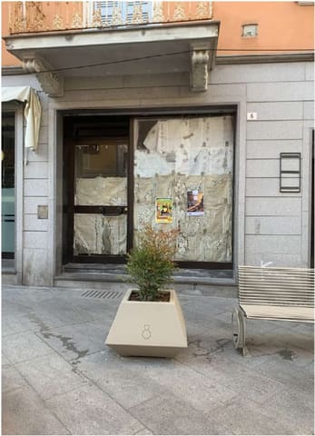Photo: Immobile commerciale in Valenza (AL)