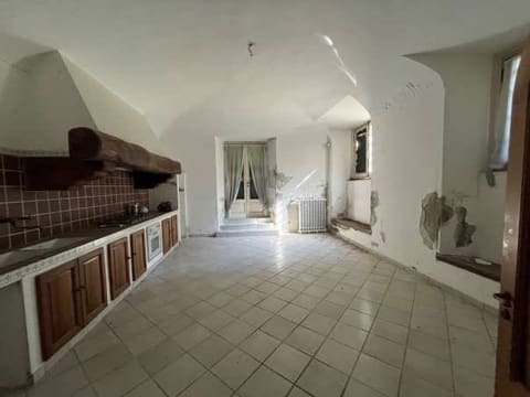 Photo of the lot 8