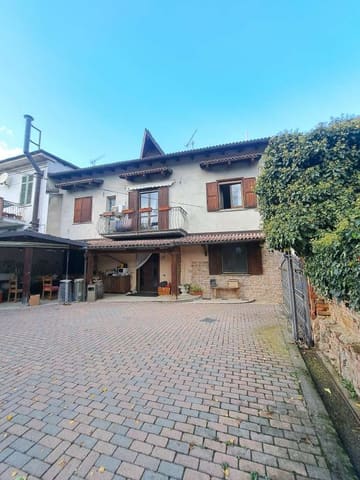 Photo: Immobile residenziale in Incisa Scapaccino (AT)