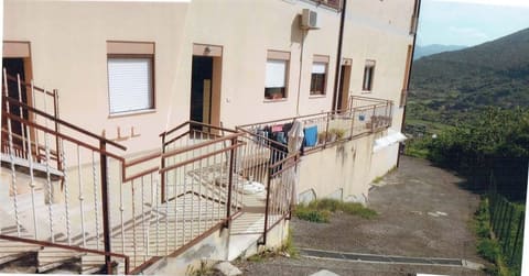 Photo: Immobile commerciale in Gavignano (RM)