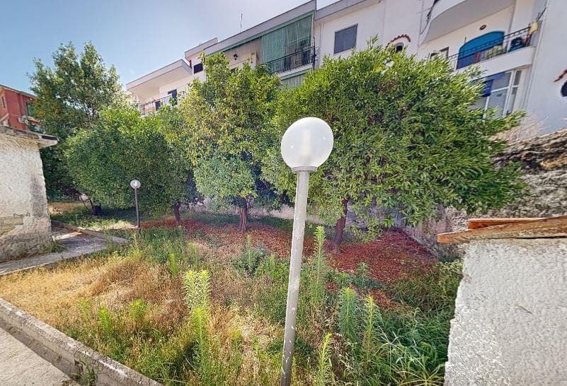 Foto del lotto: Altra categoria a Portici