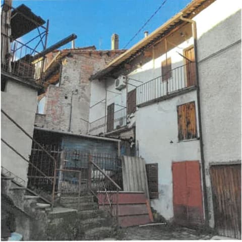 Photo: Immobile residenziale in Strevi (AL)
