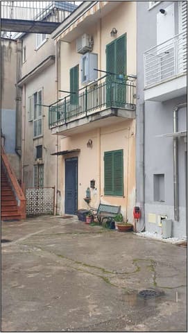 Photo: Immobile residenziale in Camposano (NA)