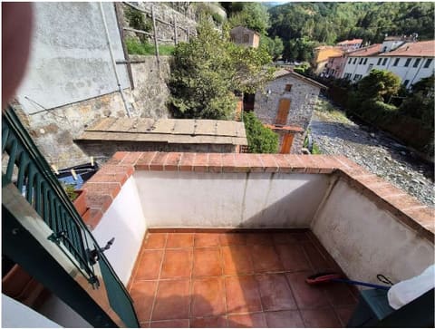 Foto: Immobile residenziale a Varese Ligure (SP)