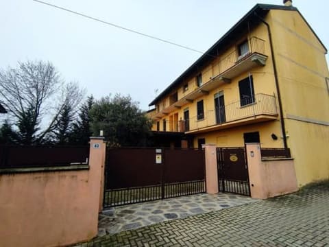 Photo: Immobile residenziale in Cerano (NO)