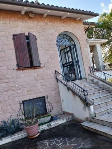 Photo: Immobile residenziale in Gualdo Tadino (PG)