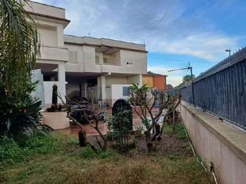 Photo: Immobile residenziale in Casapesenna (CE)