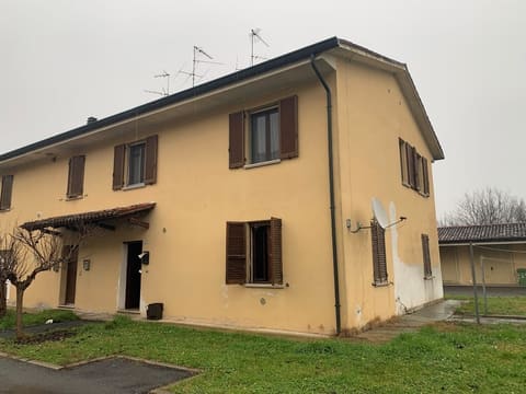 Photo: Immobile residenziale in Redondesco (MN)