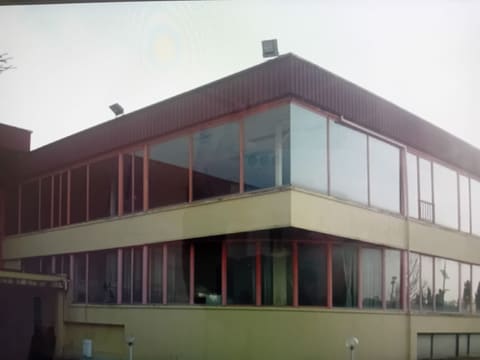 Photo: Immobile commerciale in Follonica (GR)
