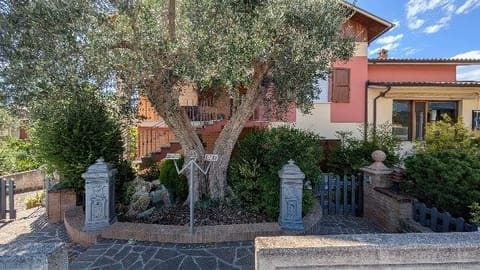 Photo: Immobile residenziale in Mondolfo (PU)
