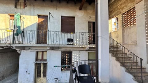 Photo: Immobile residenziale in Casorate Sempione (VA)