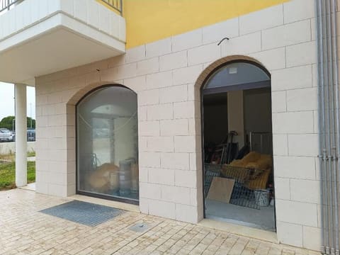 Foto: Immobile commerciale a Termoli (CB)