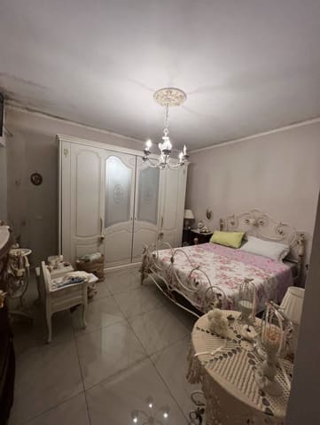 Photo of the lot 8