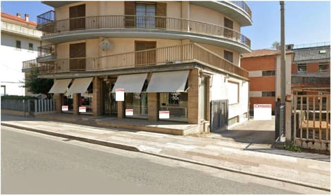 Photo: Immobile commerciale in Sant'Egidio alla Vibrata (TE)