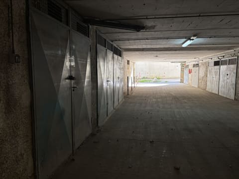 Photo: Immobile commerciale in Montemurlo (PO)