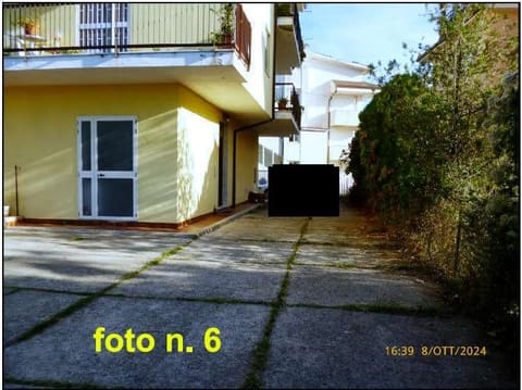 Photo of the lot 4