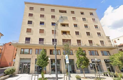 Photo: Immobile commerciale in Potenza (PZ)
