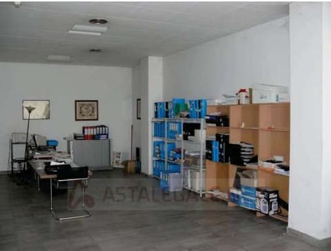 Photo: Immobile commerciale in Campi Bisenzio (FI)