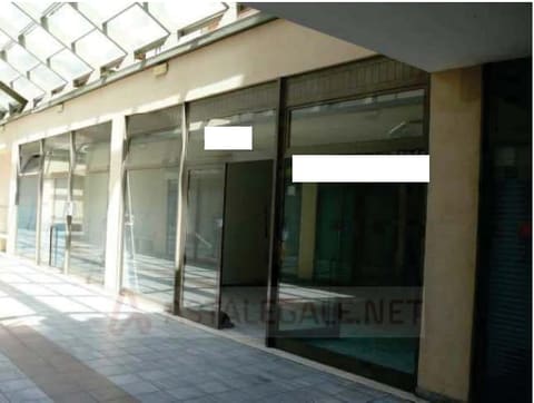 Photo: Immobile commerciale in Campi Bisenzio (FI)
