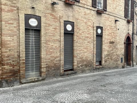 Photo: Immobile commerciale in Corridonia (MC)