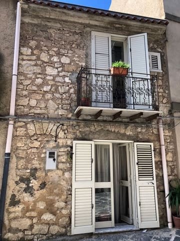 Photo: Immobile residenziale in Santo Stefano Quisquina (AG)