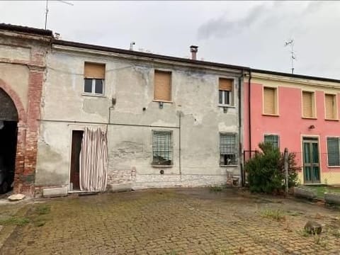 Photo: Immobile residenziale in Ostiglia (MN)