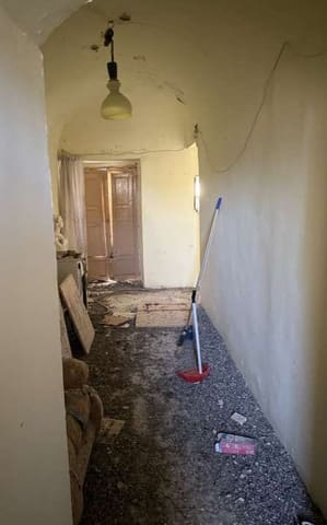 Photo of the lot 8