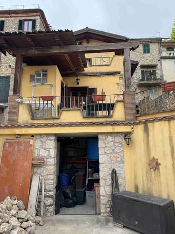 Photo: Immobile residenziale in Veroli (FR)