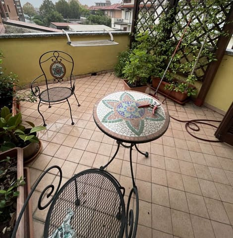 Foto: Immobile residenziale a Giussano (MB)