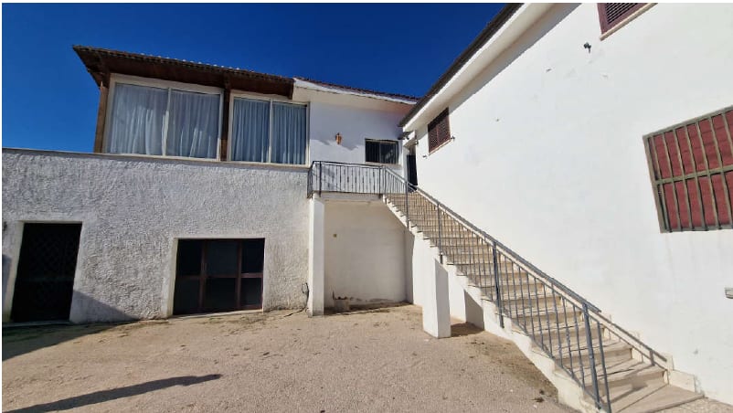 Photo of the lot: Immobile commerciale in Velletri