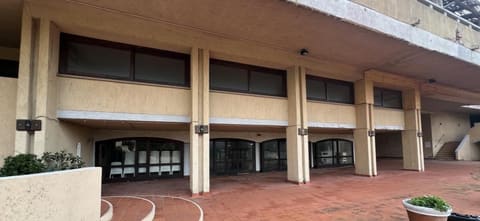 Photo: Immobile commerciale in Palau (OT)