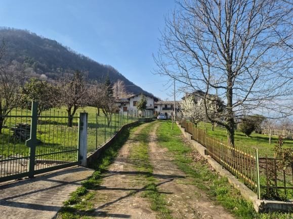 Photo of the lot: Immobile residenziale in Barge