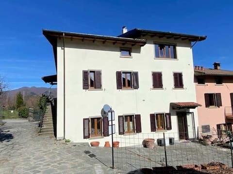 Photo: Immobile residenziale in Camporgiano (LU)