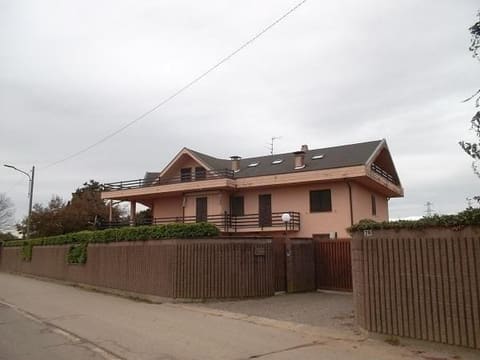 Photo: Immobile residenziale in Momo (NO)