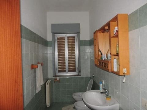 Photo of the lot 8