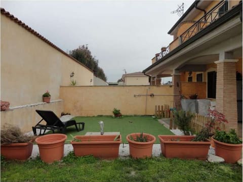 Photo: Immobile residenziale in Pomezia (RM)