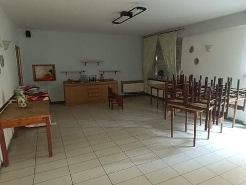 Foto: Immobile commerciale a Chianciano Terme (SI)