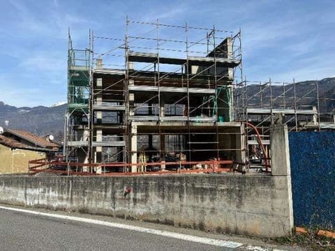 Foto: Immobile commerciale a Champdepraz (AO)