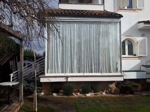 Photo: Immobile residenziale in Fiumicino (RM)