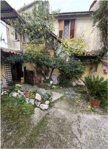 Photo: Immobile residenziale in Fara in Sabina (RI)