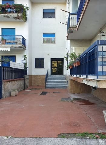 Photo: Immobile commerciale in Marano di Napoli (NA)
