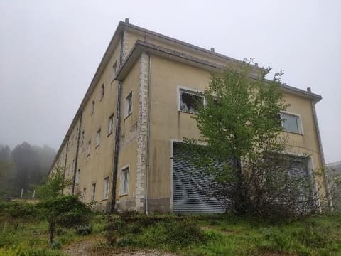 Photo: Immobile commerciale in Montesano sulla Marcellana (SA)